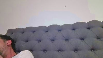 Milcanciones live cam on Cam4