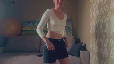 MildredWiest live cam on Cam4