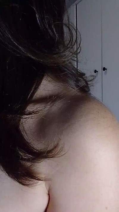 Mileepecas live cam on Cam4