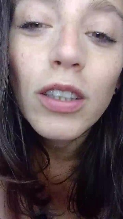 Mileepecas live cam on Cam4