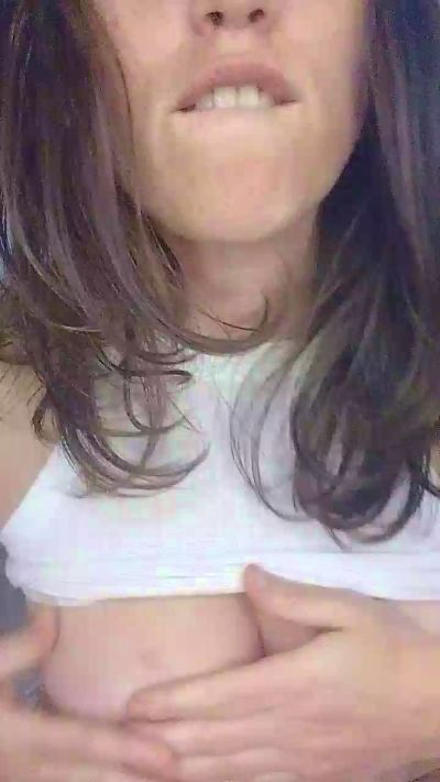 Mileepecas live cam on Cam4