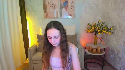 MilenaSparkle live cam on Cam4