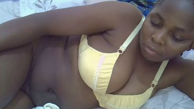 Milenial live cam on Cam4