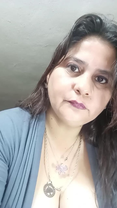 Milf2026 live cam on Cam4