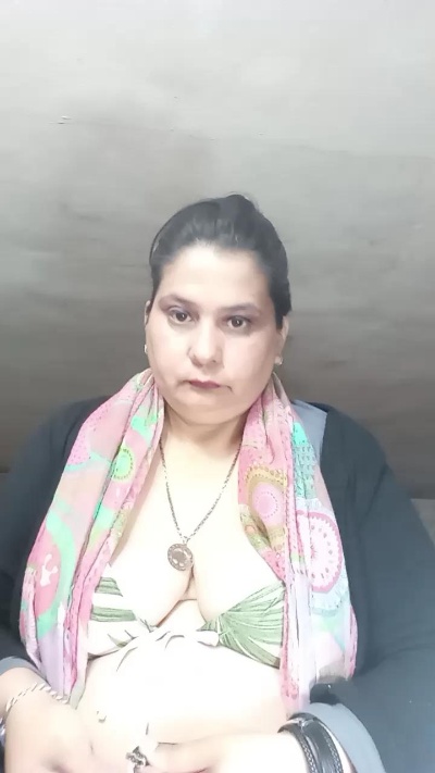 Milf2026 live cam on Cam4
