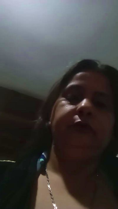 Milf2026 live cam on Cam4