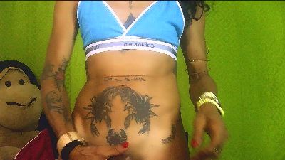 Milf_wolf live cam on Cam4