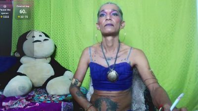 Milf_wolf live cam on Cam4