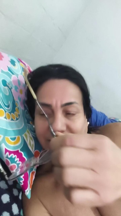 Milfchic live cam on Cam4