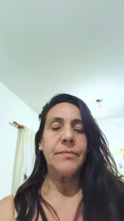 Milfchic live cam on Cam4