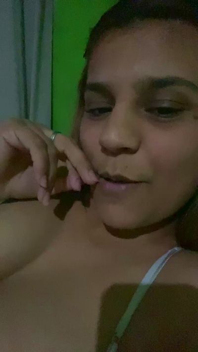 Mili4656 live cam on Cam4