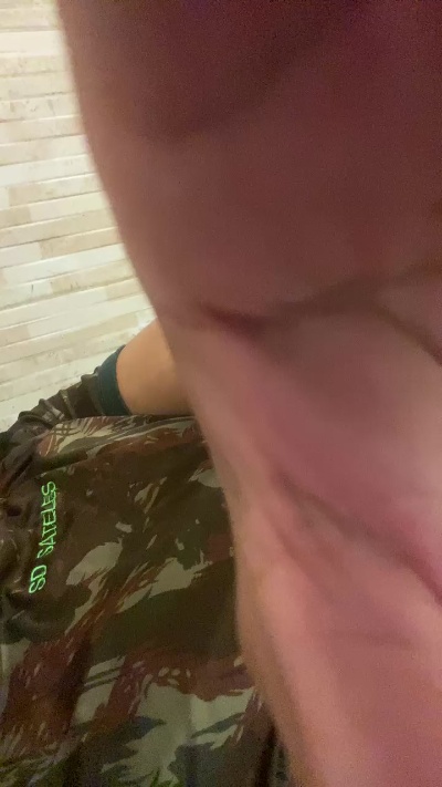 Militardot live cam on Cam4