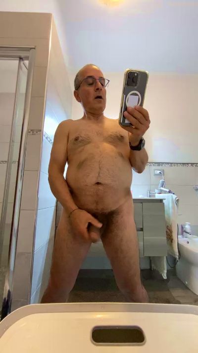 Milk1958 live cam on Cam4