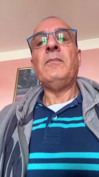 Milk1958 live cam on Cam4