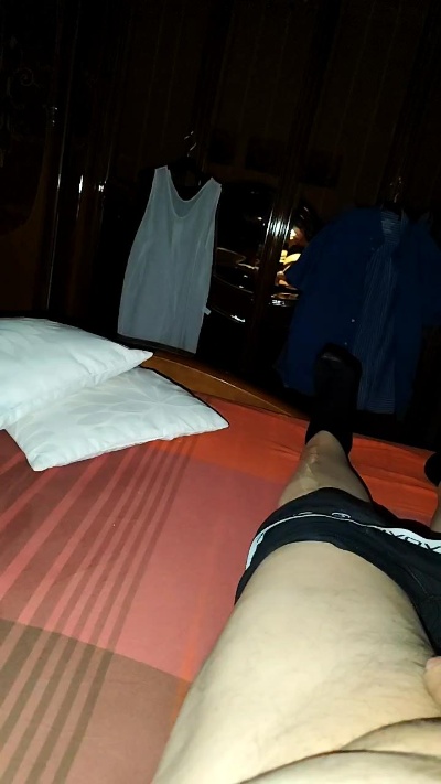 Milk1960 live cam on Cam4