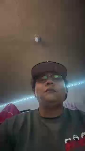 MilkaSara420 live cam on Cam4