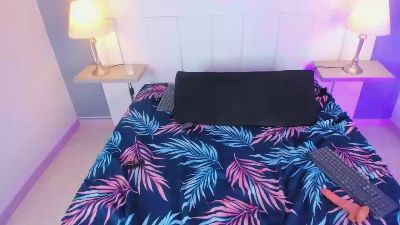Milky_Bobbs69 live cam on Cam4