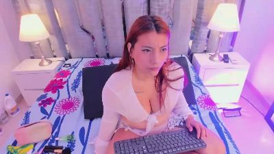 Milky_Bobbs69 live cam on Cam4