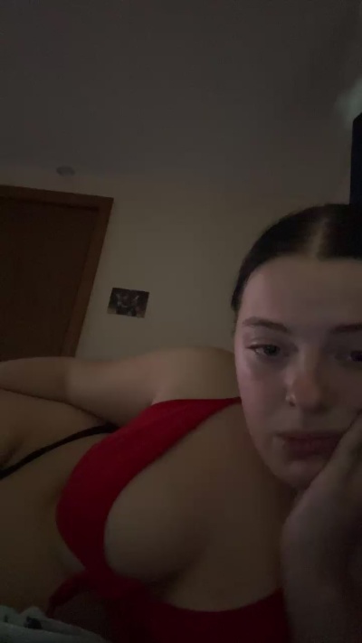 Milky_momm69 webcam