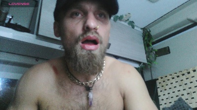 Miller1996 live cam on Cam4