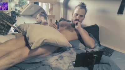 Miller1996 live cam on Cam4