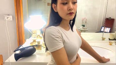 MillieGittings live cam on Cam4