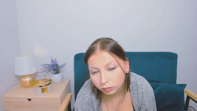 MillyAngelic live cam on Cam4