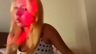 MillySchermer live cam on Cam4