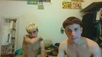 Miloverboy live cam on Cam4