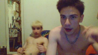 Miloverboy live cam on Cam4