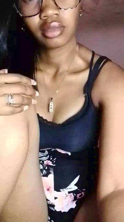 Mimi02_sexyhot live cam on Cam4