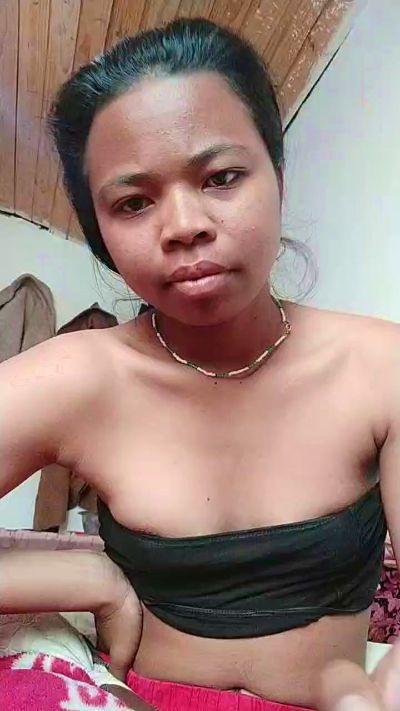 Mimi051 live cam on Cam4