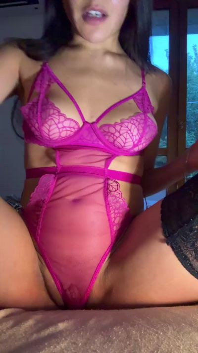 Mimi7 live cam on Cam4