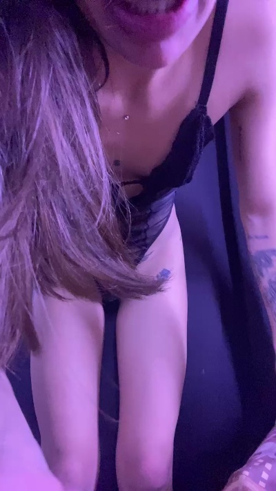 Mimihot7 live cam on Cam4
