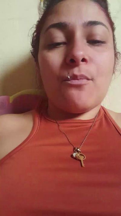 Mimmlee2 live cam on Cam4