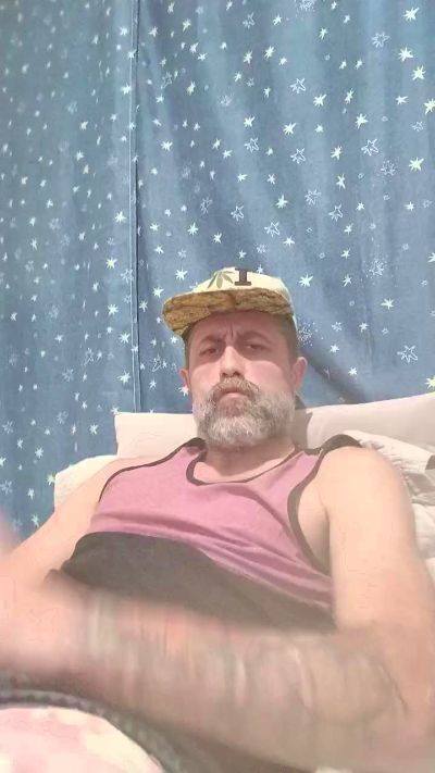 MinGauZaoDoLe live cam on Cam4