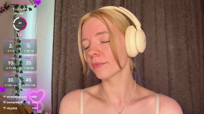 MinaElberson live cam on Cam4