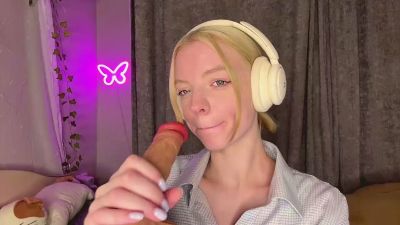 MinaElberson live cam on Cam4
