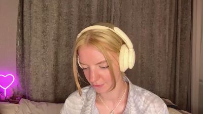 MinaElberson live cam on Cam4