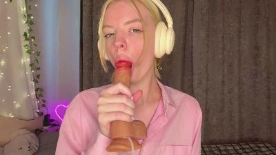 MinaElberson live cam on Cam4