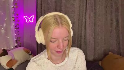 MinaElberson live cam on Cam4