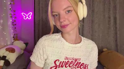 MinaElberson live cam on Cam4