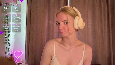 MinaElberson live cam on Cam4