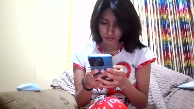 Mindymiaw live cam on Cam4