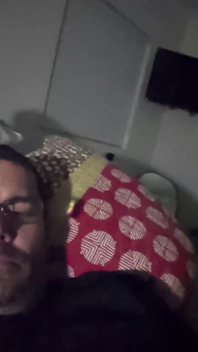 Minerbird live cam on Cam4