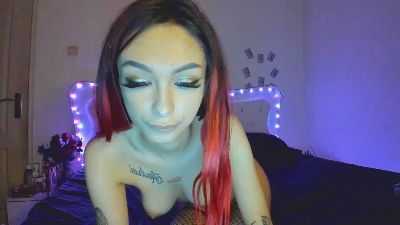 MiniFoxx live cam on Cam4