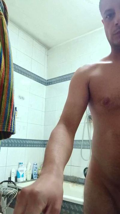 Minierimarco89 live cam on Cam4