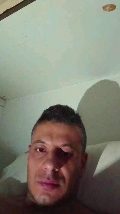 Minierimarco89 live cam on Cam4