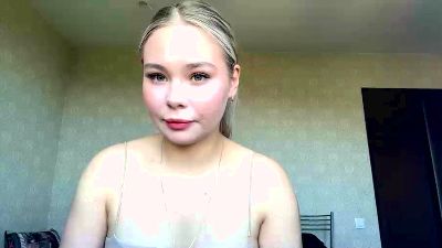 MinnaNephew live cam on Cam4