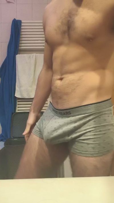 Minotauro00 live cam on Cam4